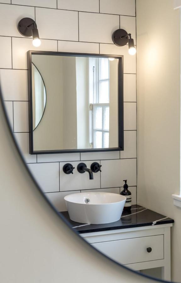 Guestready - Elegant 2Br Period Flat In Oldtown Apartamento Edimburgo Exterior foto